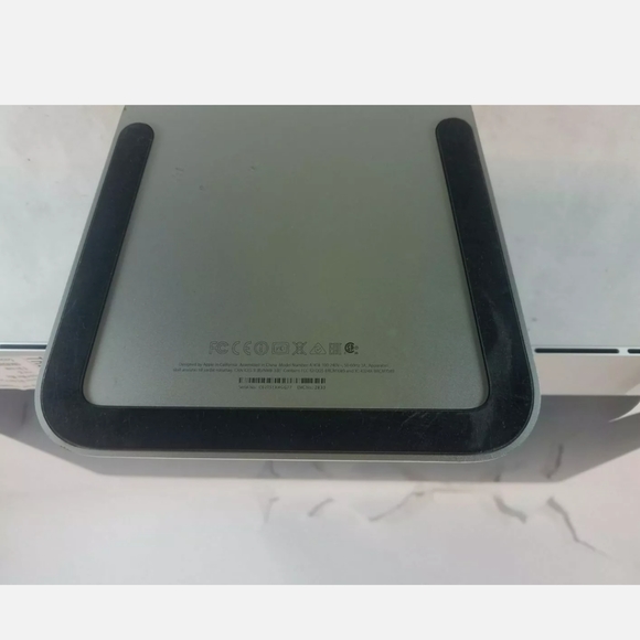 Apple iMac 2015 21 inch Intel core i5 A1418 all in one large skinny computer - Picture 2 of 8